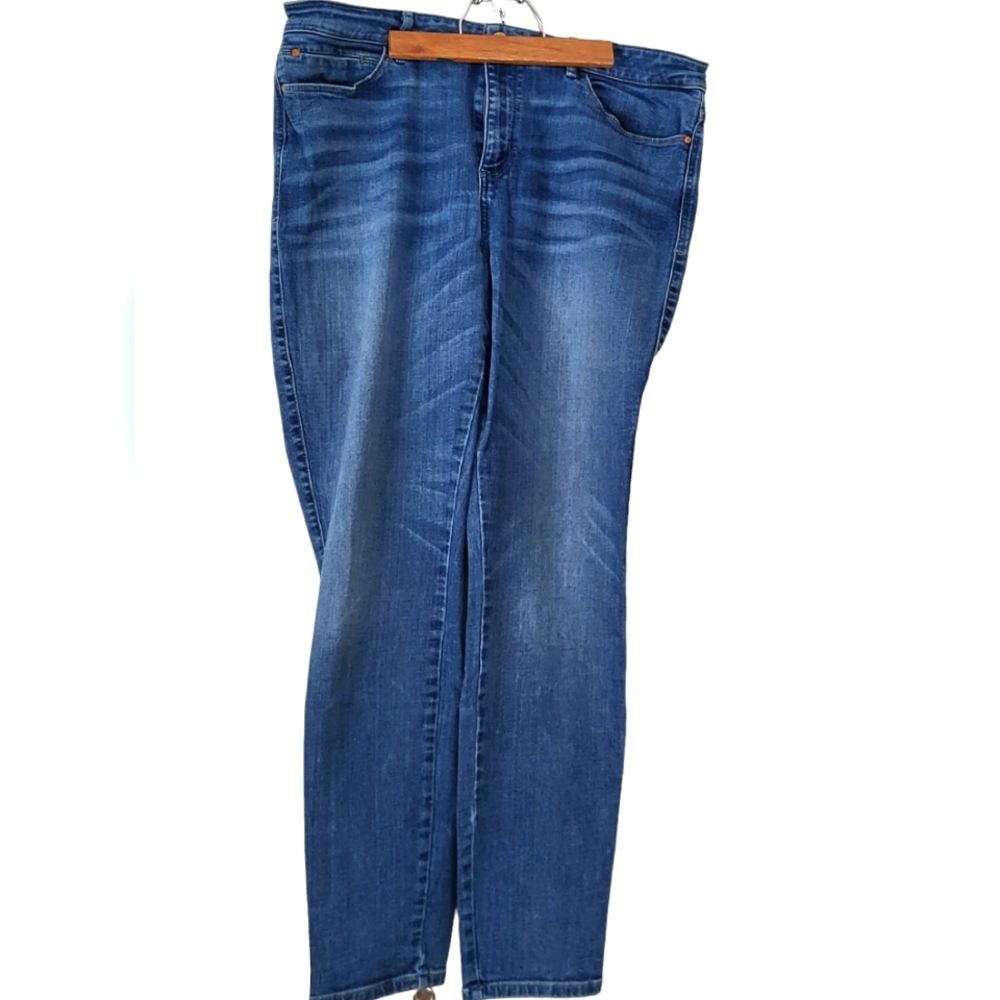 Guess Jean's Sexy Curvy